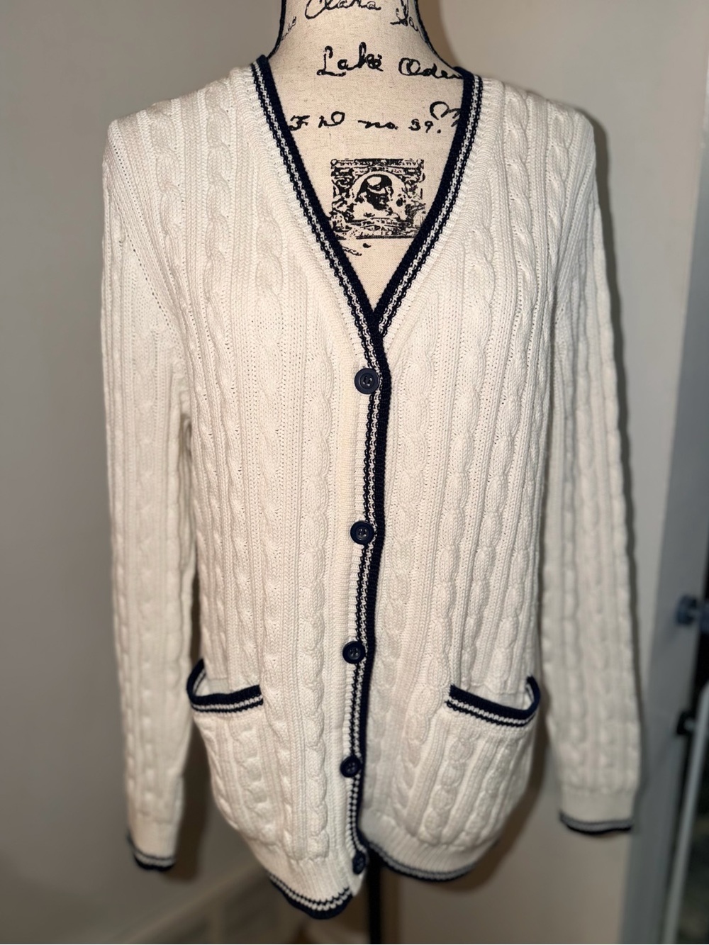 Cabin Creek Women’s Cableknit Sweater L Preppy VNeck Tennis Old Money USA Made